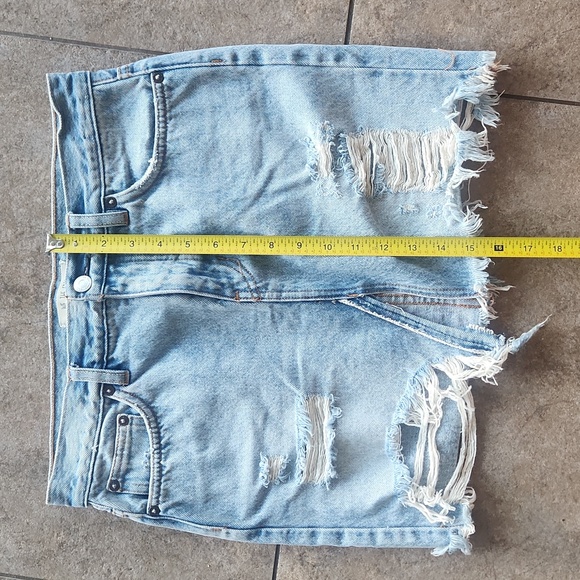 NWOT..We The Free Blue Jean Skirt - Picture 5 of 7